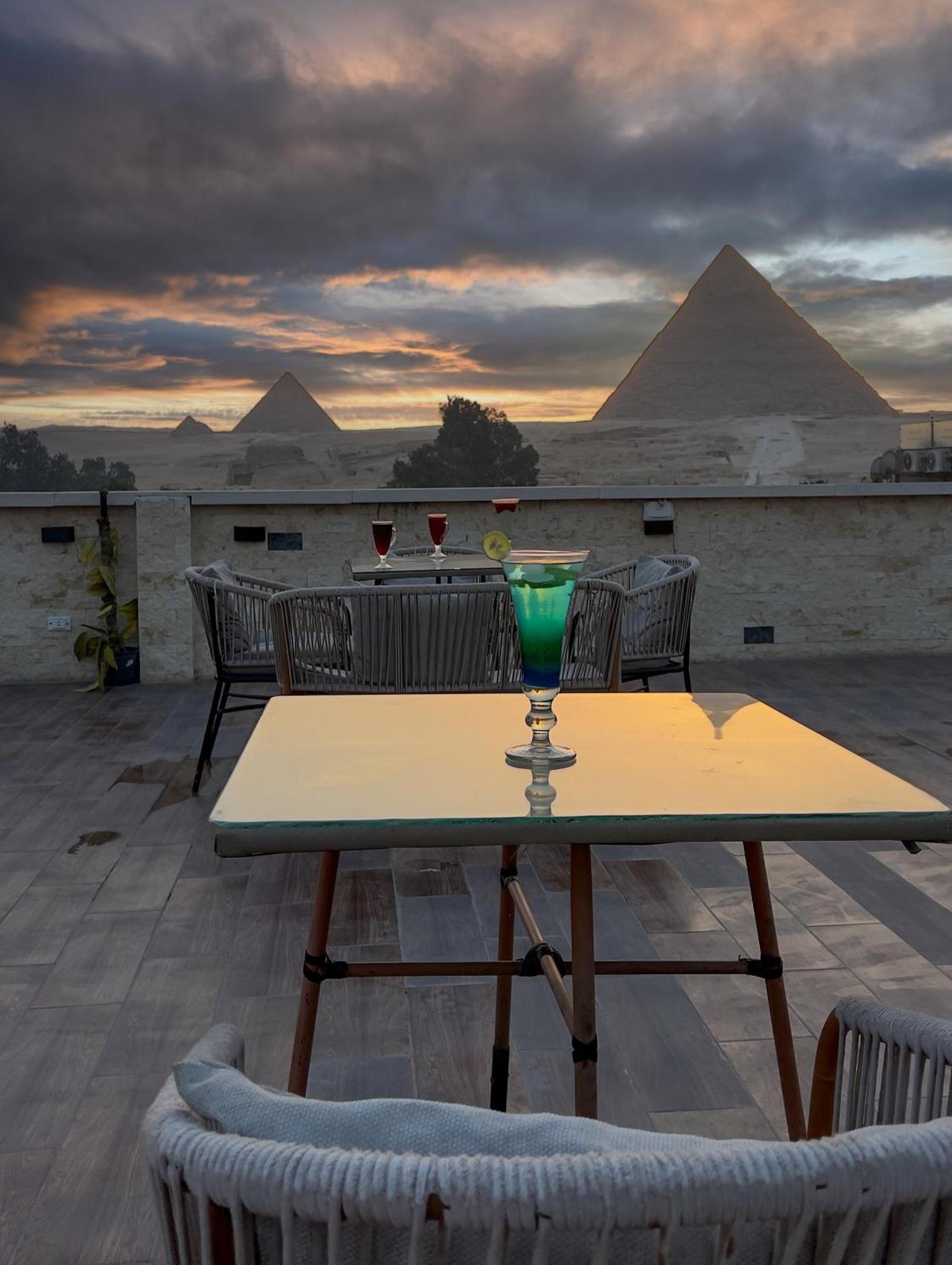 Pyramids Vista Inn Kafret el-Gabal Buitenkant foto